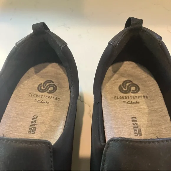 NEW! Clarks Shoes Cloudsteppers Slip On Black Leather Round Toe Loafers 8M - Picture 6 of 11
